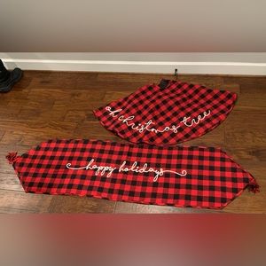 MUDPIE Tree Skirt and Table Runner